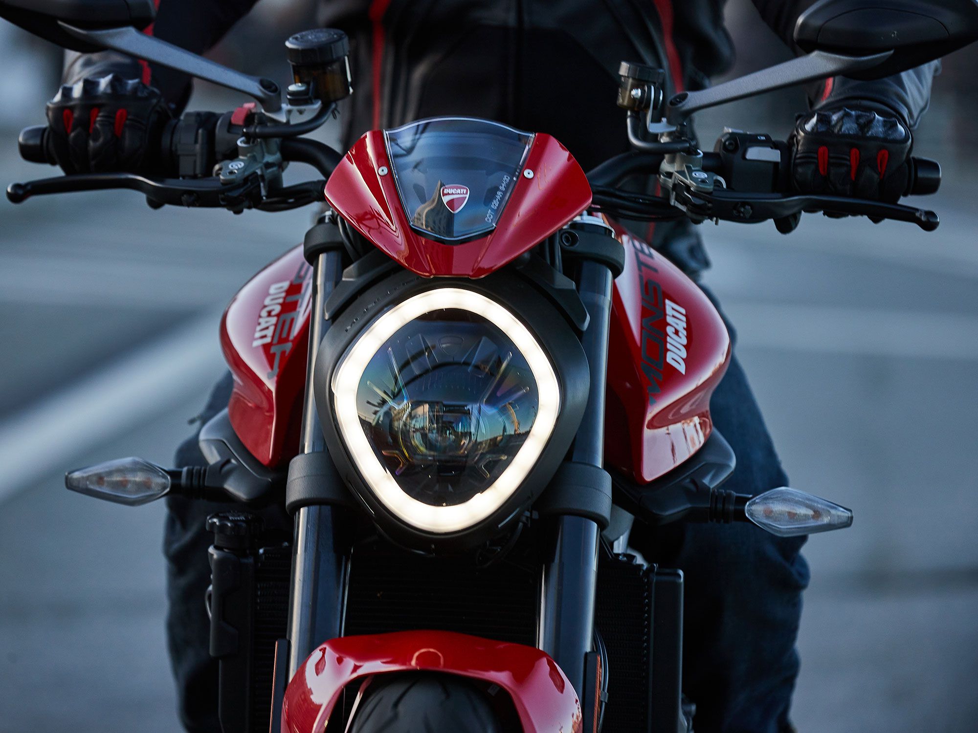 The Monster’s LED lighting is tasteful and elevates the Monster’s aesthetic.