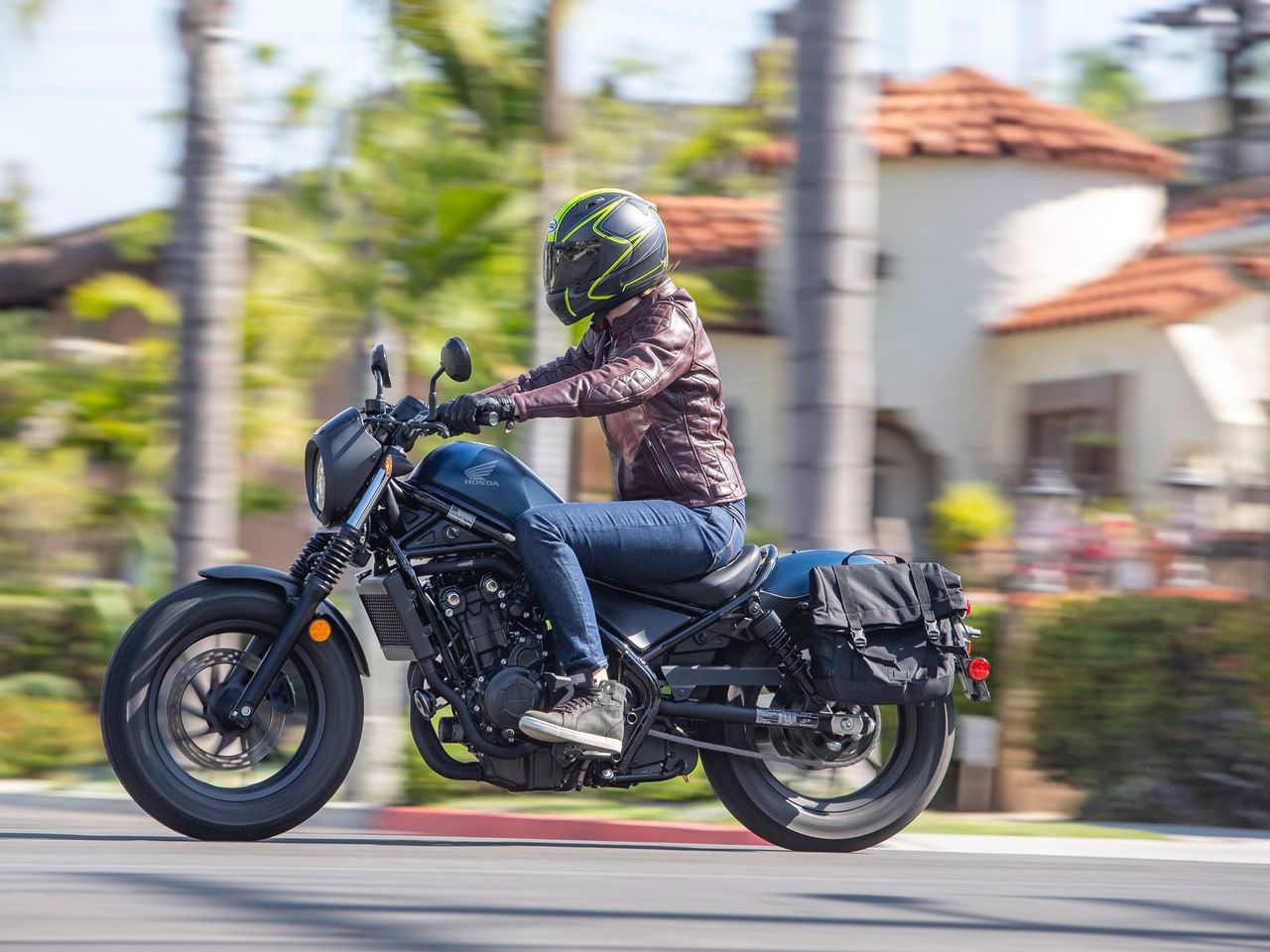 Best Beginner Motorcycles For Women Motorcycle News 6021